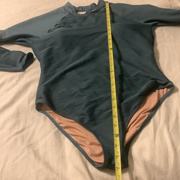 J.Crew Active ribbed long-sleeve one-piece bathing swim suit top 12 rush guard‎ - Picture 12 of 14